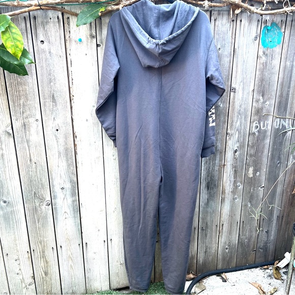 NWT Savage X Fenty Zip Up Jumpsuit Onsie - Picture 8 of 10